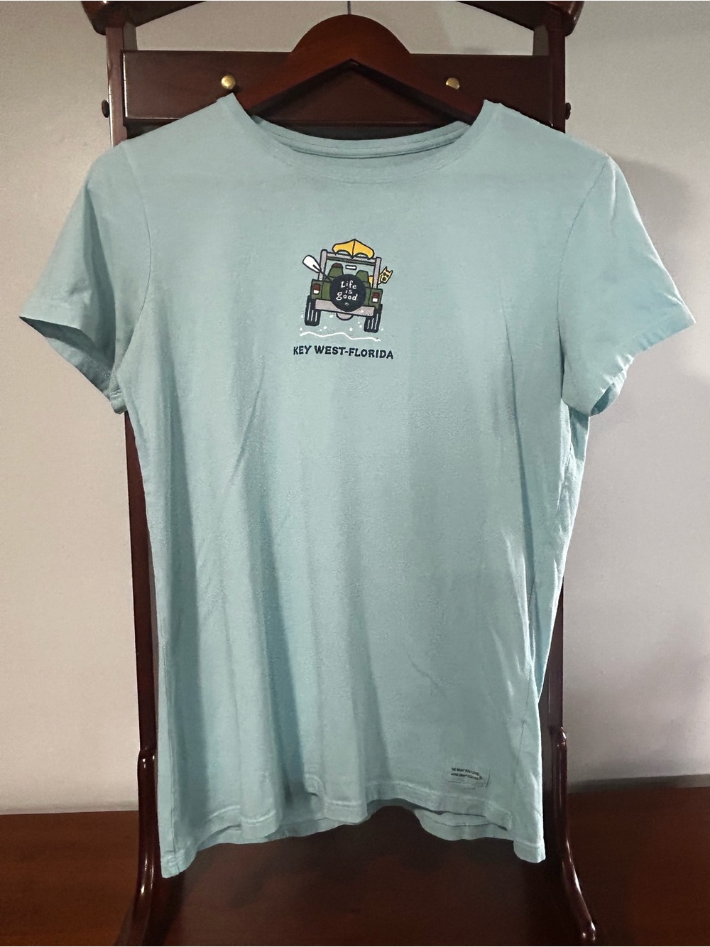 Life Is Good Womem’s Medium Key West-Florida Light Blue Graphic Tee Jeep Dog